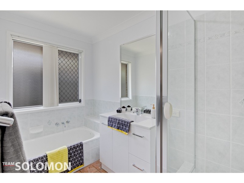 8 Ivanhoe Place, Capalaba QLD 4157