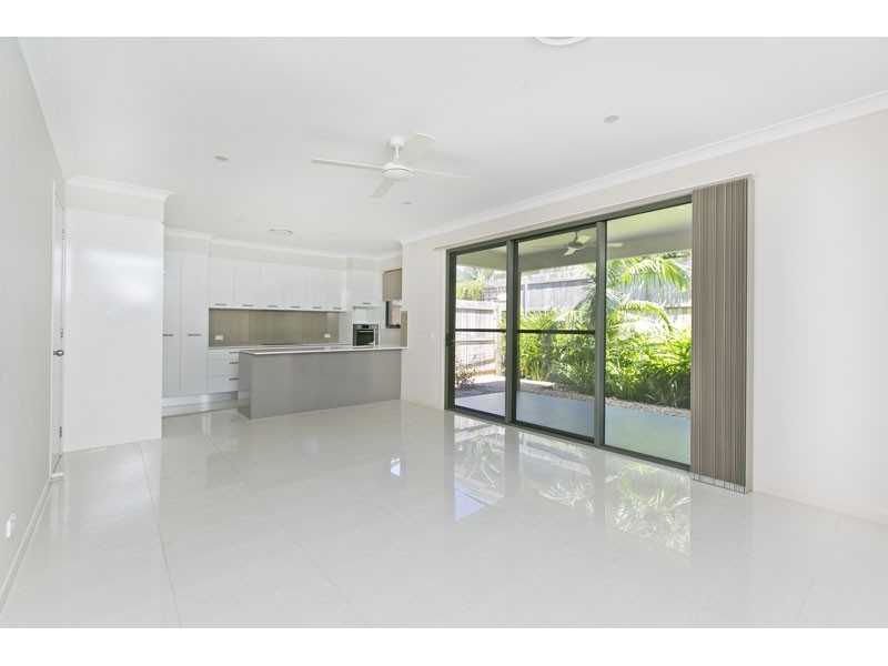 12/10-12 Bainbridge Street, Ormiston QLD 4160