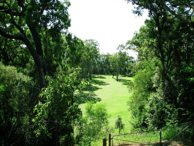 356-358 Victoria Parade South, Coochiemudlo Island QLD 4184