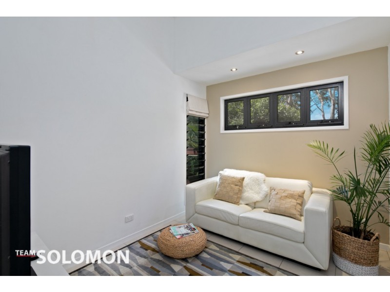 4 Cowley Street, Ormiston QLD 4160