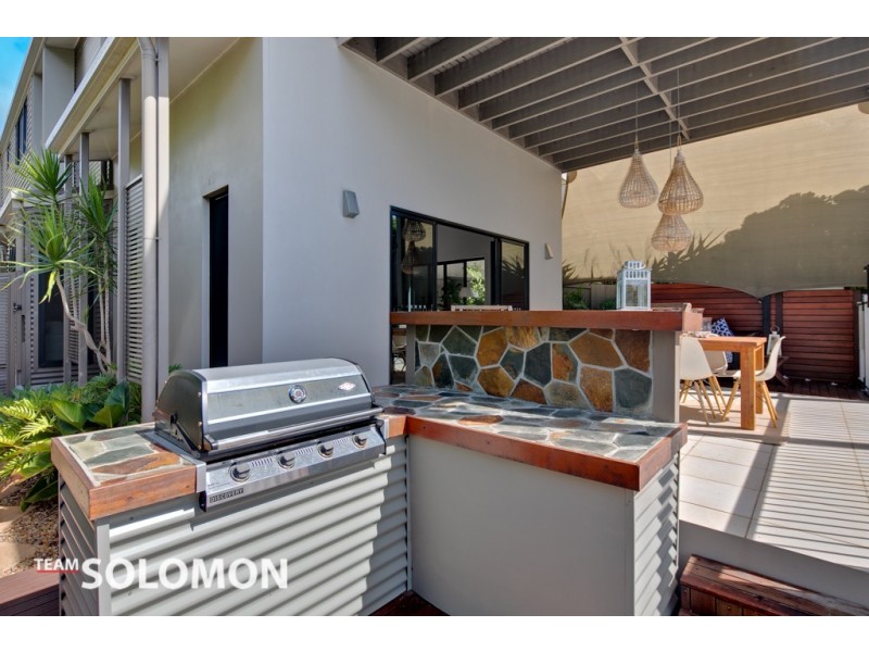 4 Cowley Street, Ormiston QLD 4160