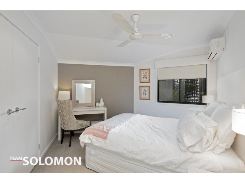 4 Cowley Street, Ormiston QLD 4160