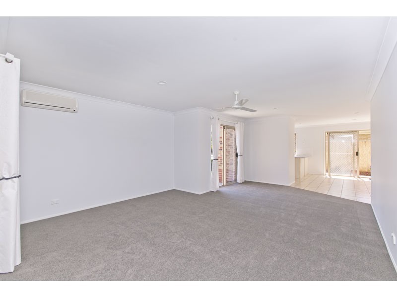 34 Isaacs Way, Wakerley QLD 4154