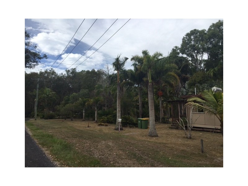 49-51 Charles Terrace, Macleay Island QLD 4184