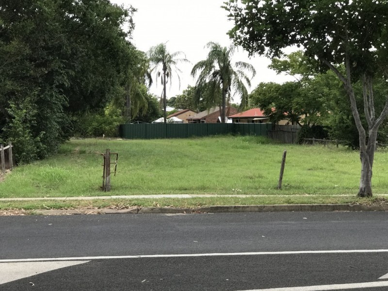 108 Raceview Street, Raceview QLD 4305