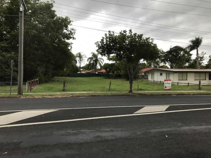 108 Raceview Street, Raceview QLD 4305