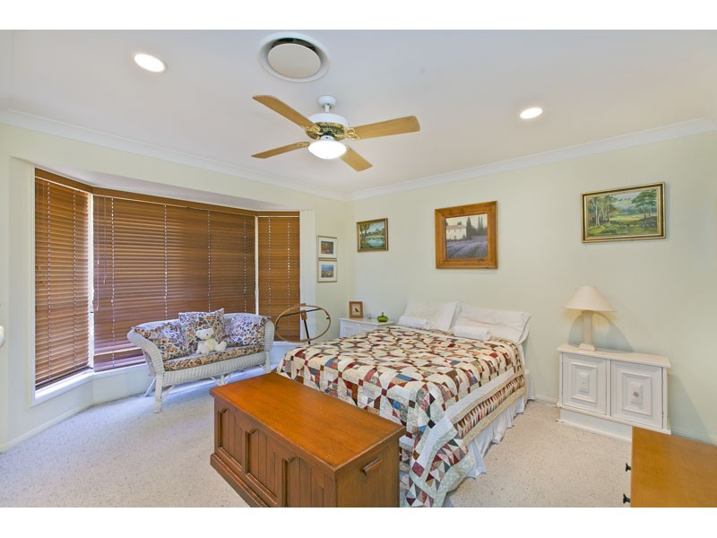 8 Laurance Court, Wellington Point QLD 4160