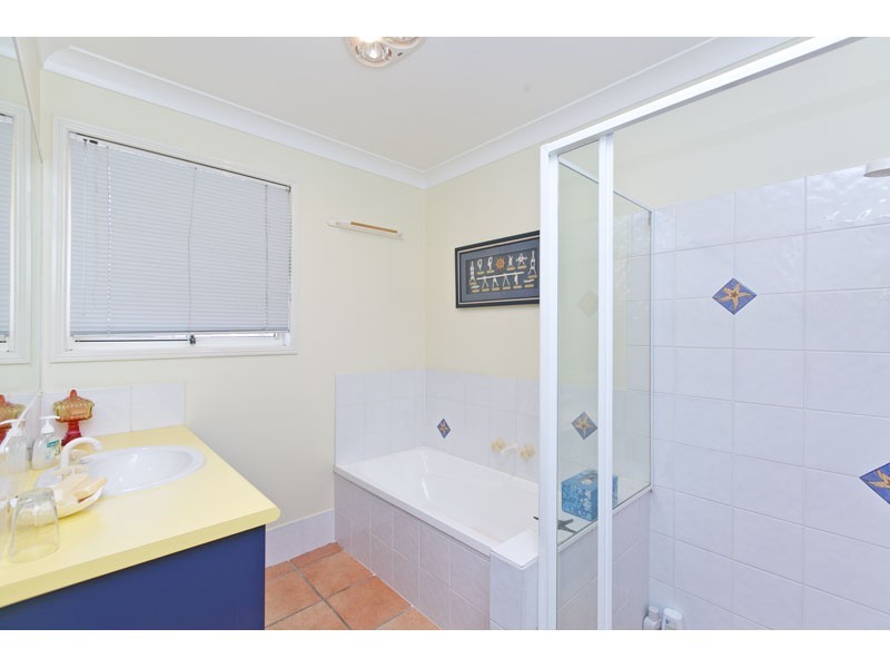 8 Laurance Court, Wellington Point QLD 4160