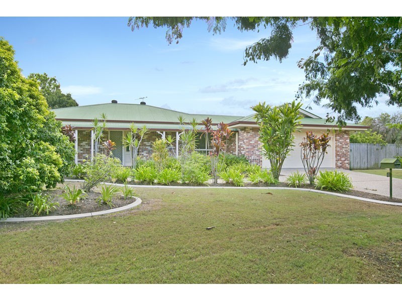 8 Laurance Court, Wellington Point QLD 4160