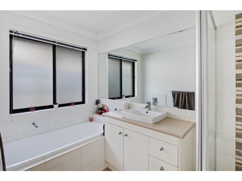 5 Shearwater Street, Cleveland QLD 4163