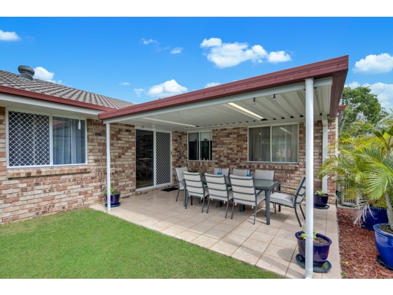 2 Sweetlip Court, Birkdale QLD 4159