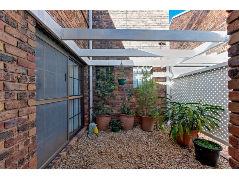 4/72-84 Main Road, Wellington Point QLD 4160