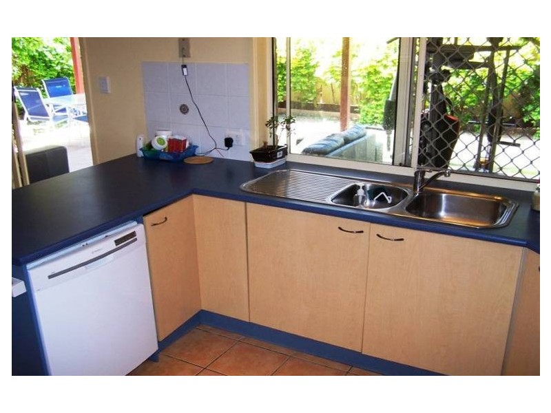 16 Albert Street, Ormiston QLD 4160