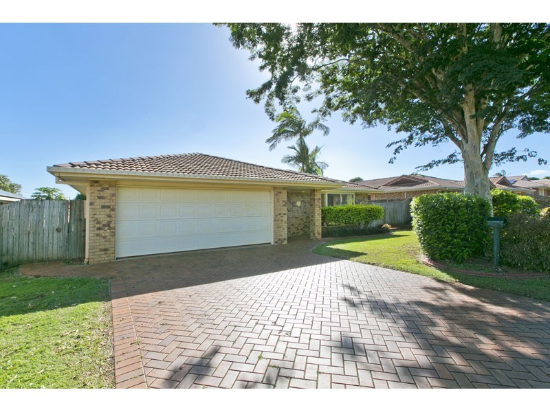 29 Trafalgar  Drive, Victoria Point QLD 4165