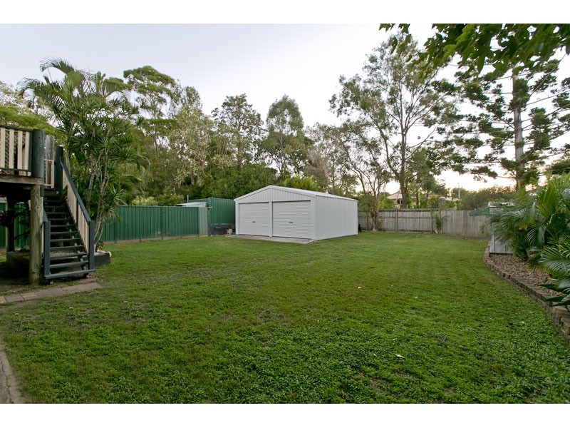 12 Currawong Drive, Birkdale QLD 4159