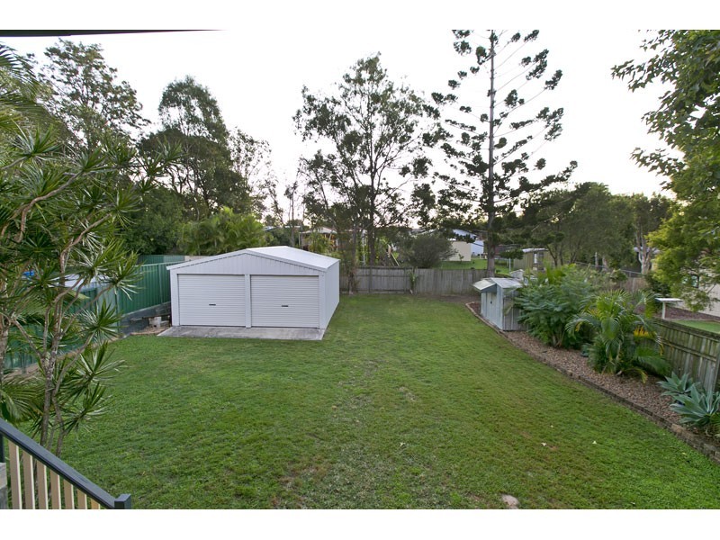 12 Currawong Drive, Birkdale QLD 4159