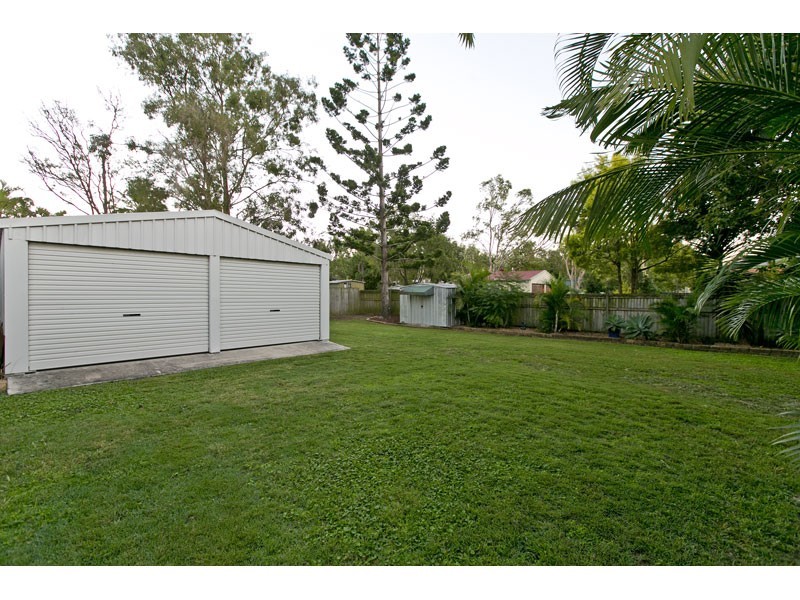 12 Currawong Drive, Birkdale QLD 4159