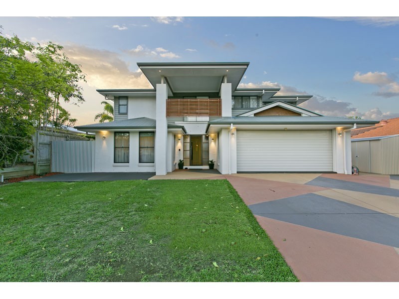 6 Discovery Place, Wellington Point QLD 4160