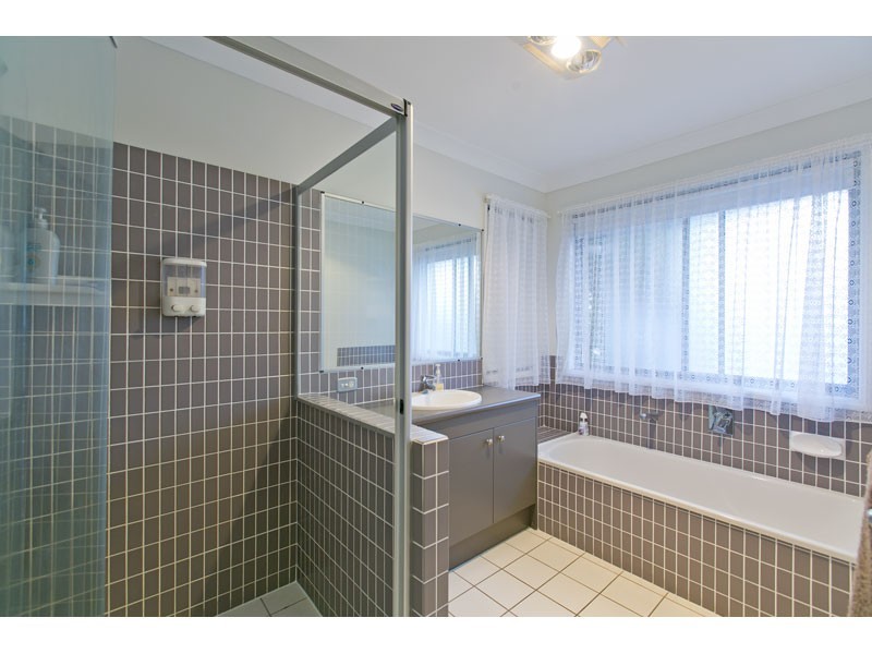 6 Discovery Place, Wellington Point QLD 4160