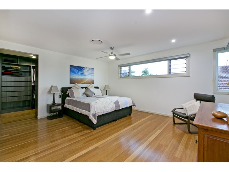 24 Raby Esplanade, Ormiston QLD 4160