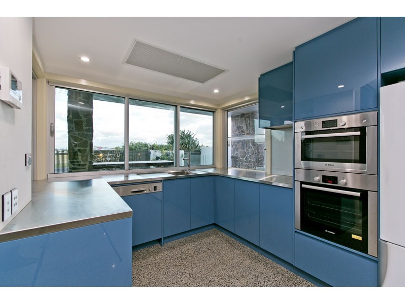 24 Raby Esplanade, Ormiston QLD 4160