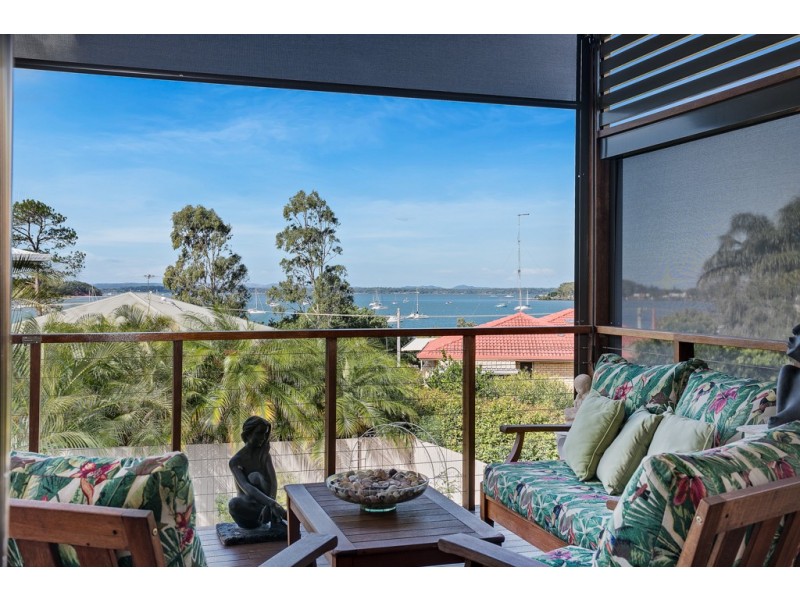 12 Macadamia Street, Victoria Point QLD 4165