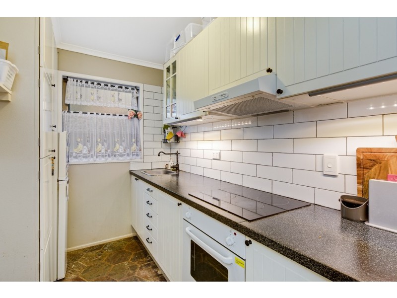 12 Macadamia Street, Victoria Point QLD 4165