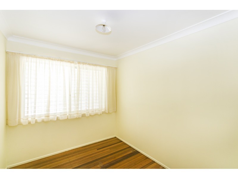 12 Warner Street, Wellington Point QLD 4160