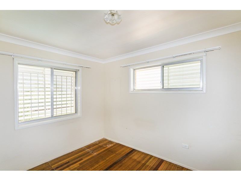 12 Warner Street, Wellington Point QLD 4160