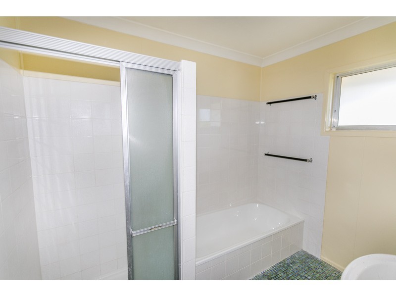 12 Warner Street, Wellington Point QLD 4160