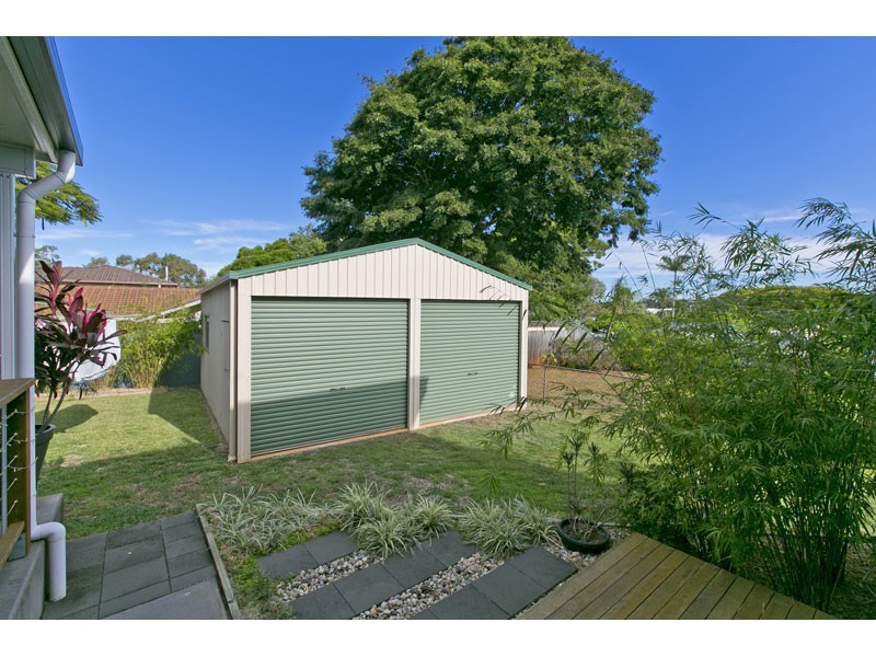 18 Peterson Street, Wellington Point QLD 4160