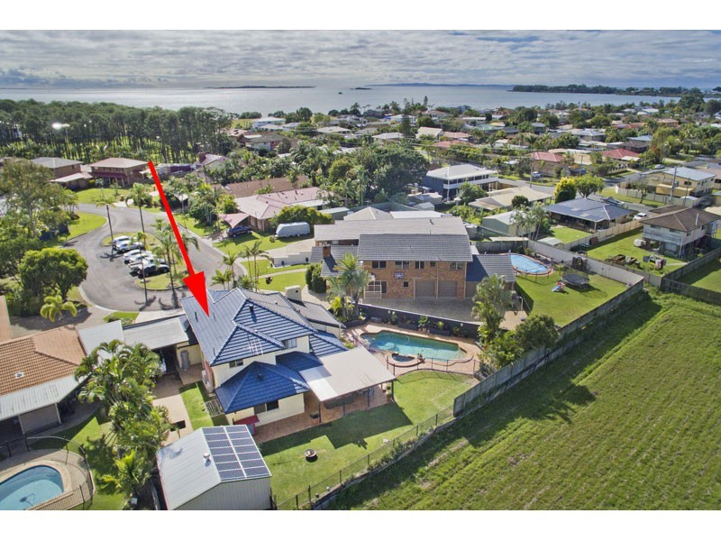 8 Swordfish Court, Birkdale QLD 4159