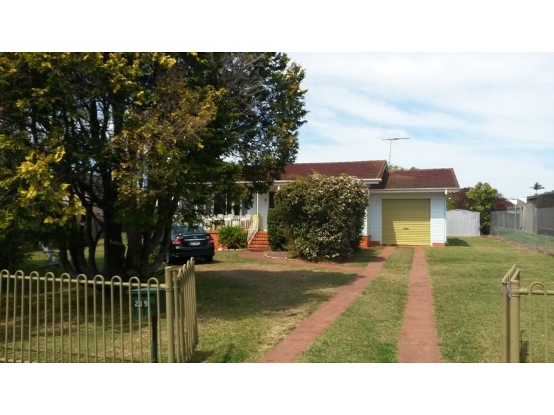 219 Gordon Road, Redland Bay QLD 4165