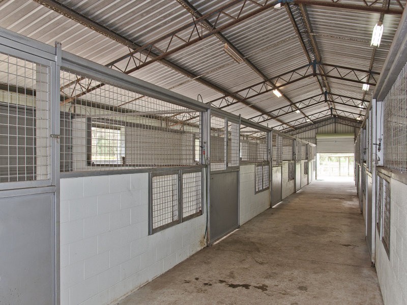 747 New Cleveland Rd, Gumdale QLD 4154