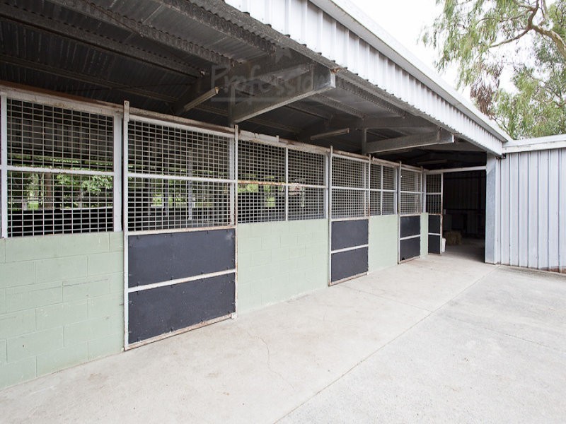 747 New Cleveland Rd, Gumdale QLD 4154