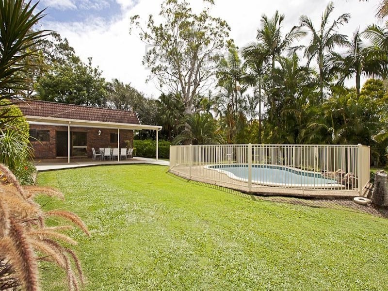 747 New Cleveland Rd, Gumdale QLD 4154