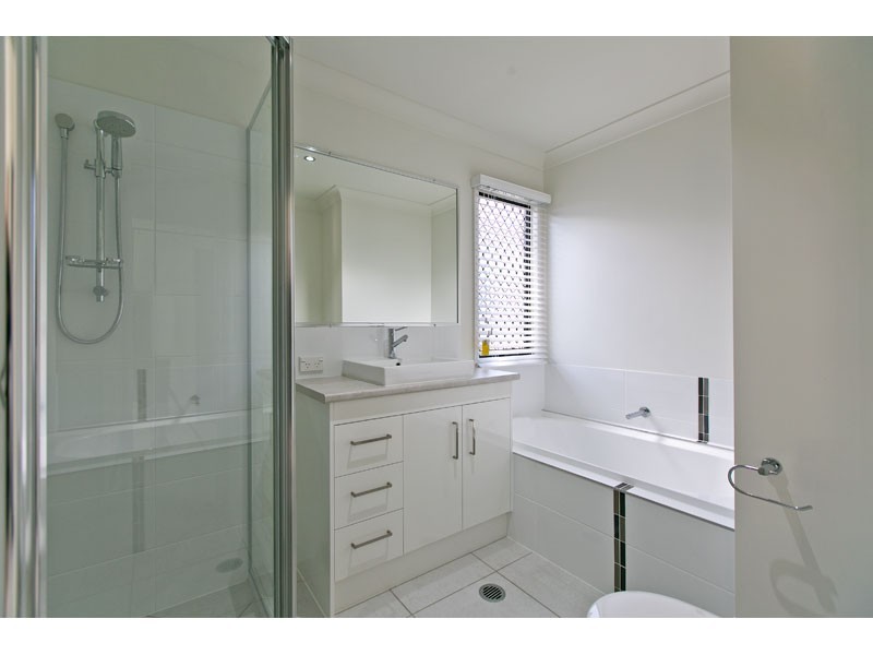63 Ferry Road, Thorneside QLD 4158