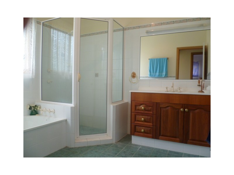 2 Old Ballow Street, Amity QLD 4183