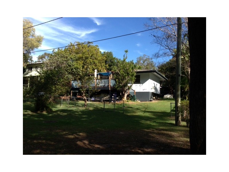 172 Victoria Parade Nth, Coochiemudlo Island QLD 4184