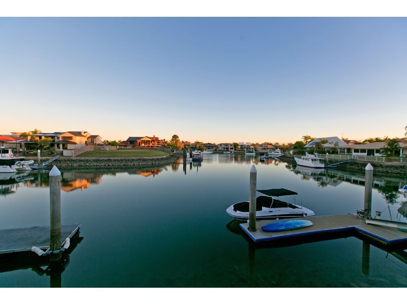 31 Anchorage Drive, Raby Bay QLD 4163