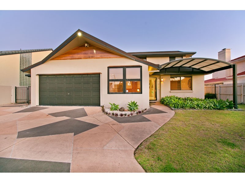 31 Anchorage Drive, Raby Bay QLD 4163