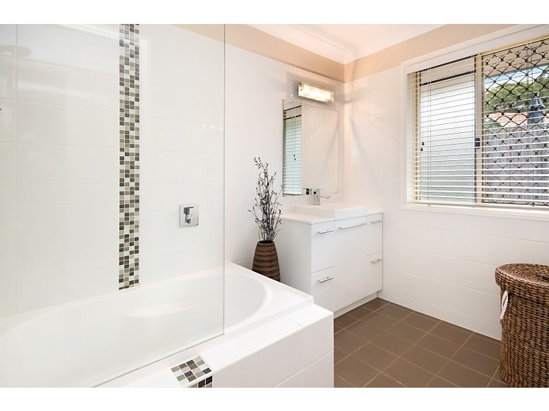 9 Grosvenor Court, Wellington Point QLD 4160