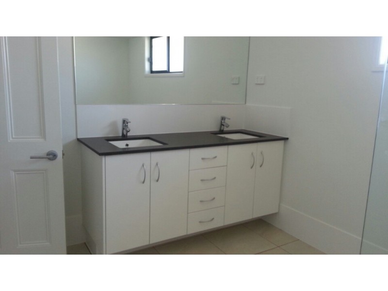 2/6a Gotha Street, Cleveland QLD 4163