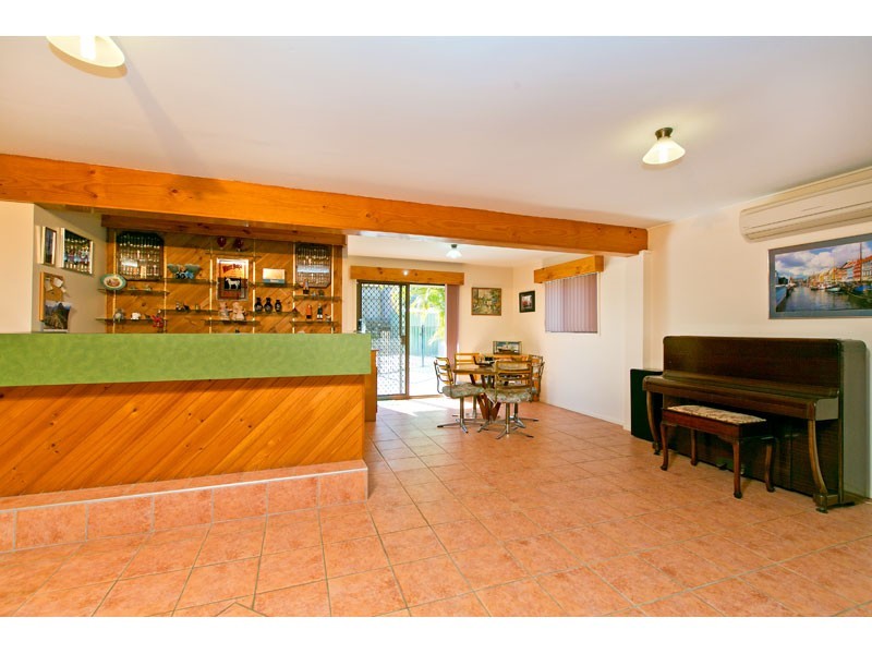 21 Christina St, Wellington Point QLD 4160