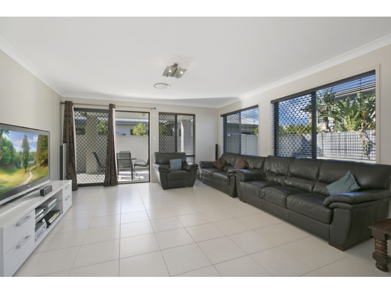 8 Ingot Close, Thornlands QLD 4164