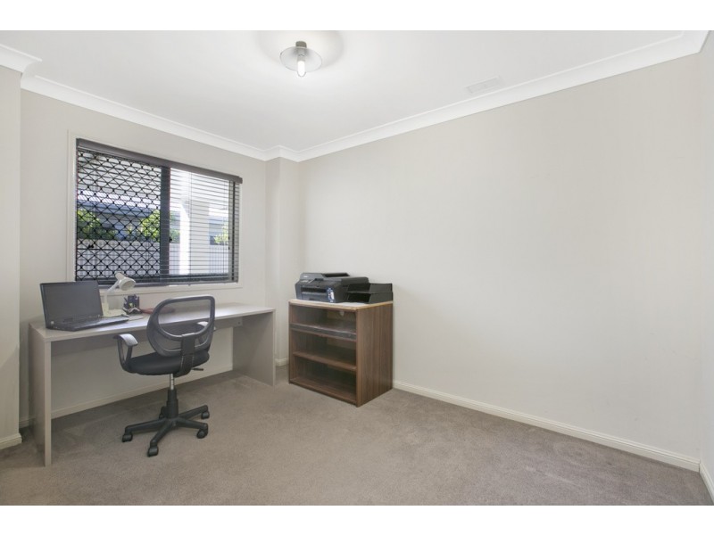 8 Ingot Close, Thornlands QLD 4164