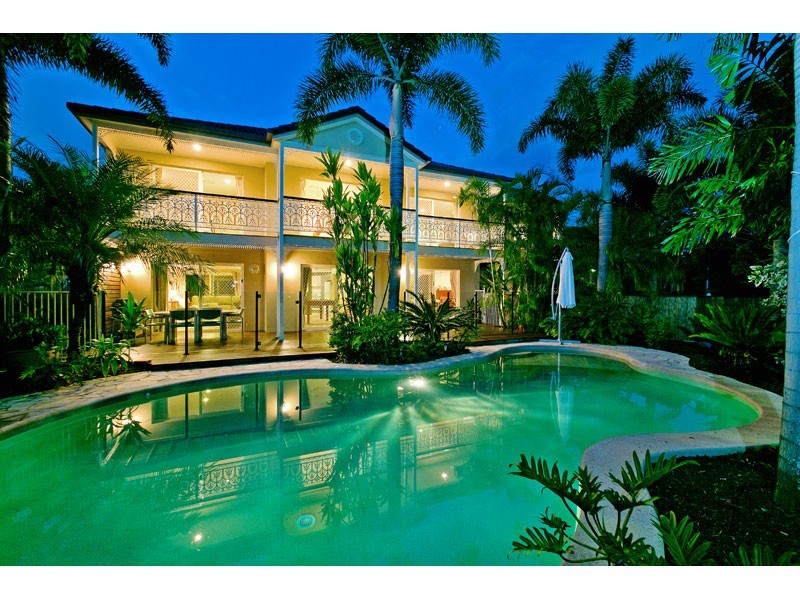 52 Penzance Drive, Redland Bay QLD 4165