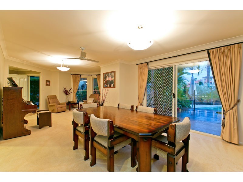 52 Penzance Drive, Redland Bay QLD 4165