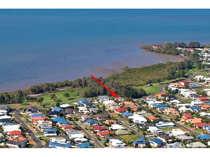 52 Penzance Drive, Redland Bay QLD 4165