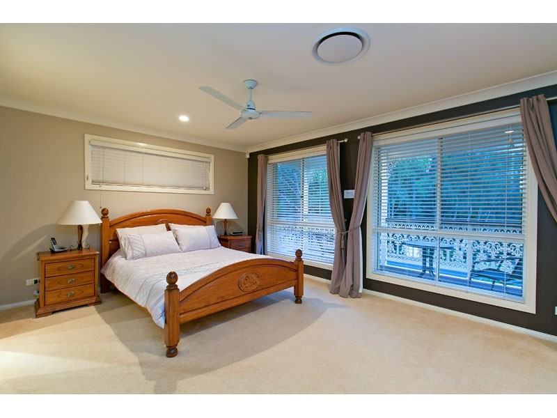 52 Penzance Drive, Redland Bay QLD 4165